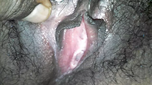 Tình dục không đăng ký  Một cô gái xinh đẹp cho mình để hai tàn bạo các cặp cùng một lúc phim sex nhat 2019